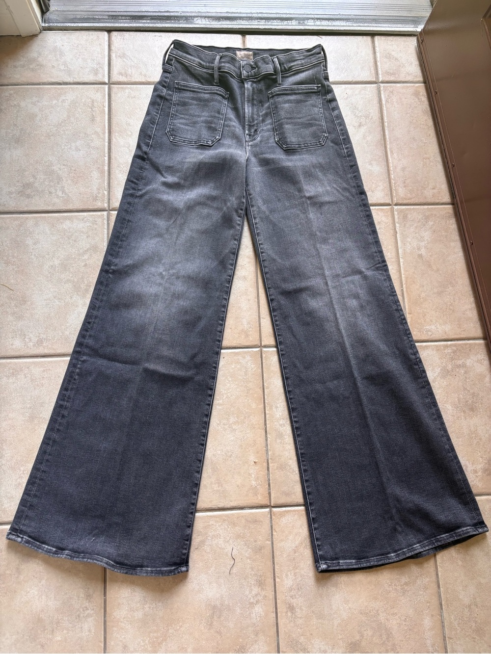 MOTHER Wide Leg High-Rise Jeans in Washed Black